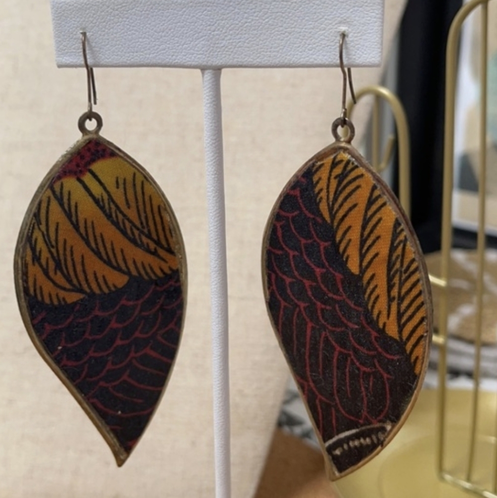💎 Artisan made wing earrings 💎